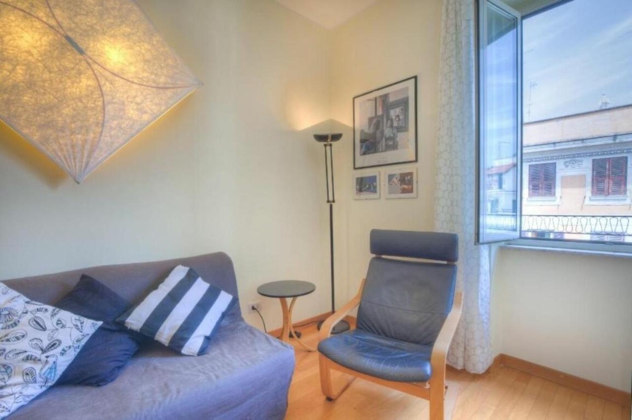 Penna Relais Al Corso Bed & Breakfast Rome Bagian luar foto