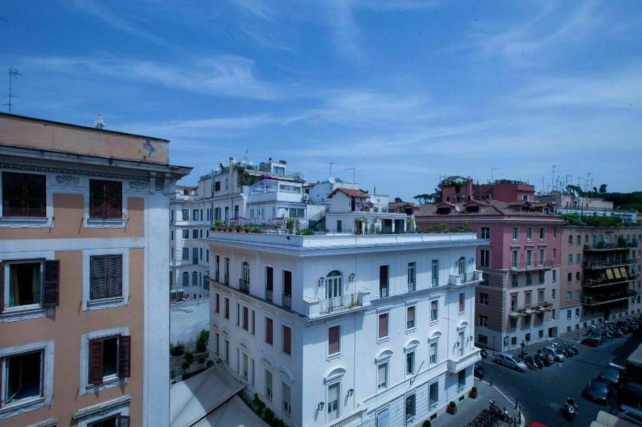 Penna Relais Al Corso Bed & Breakfast Rome Bagian luar foto
